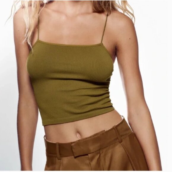Green Ribbed Fitted Camisole // M-L - Picture 1 of 10